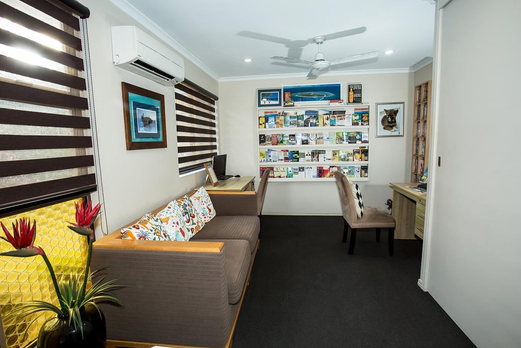 Pialba Motor Inn Hervey Bay Bagian luar foto
