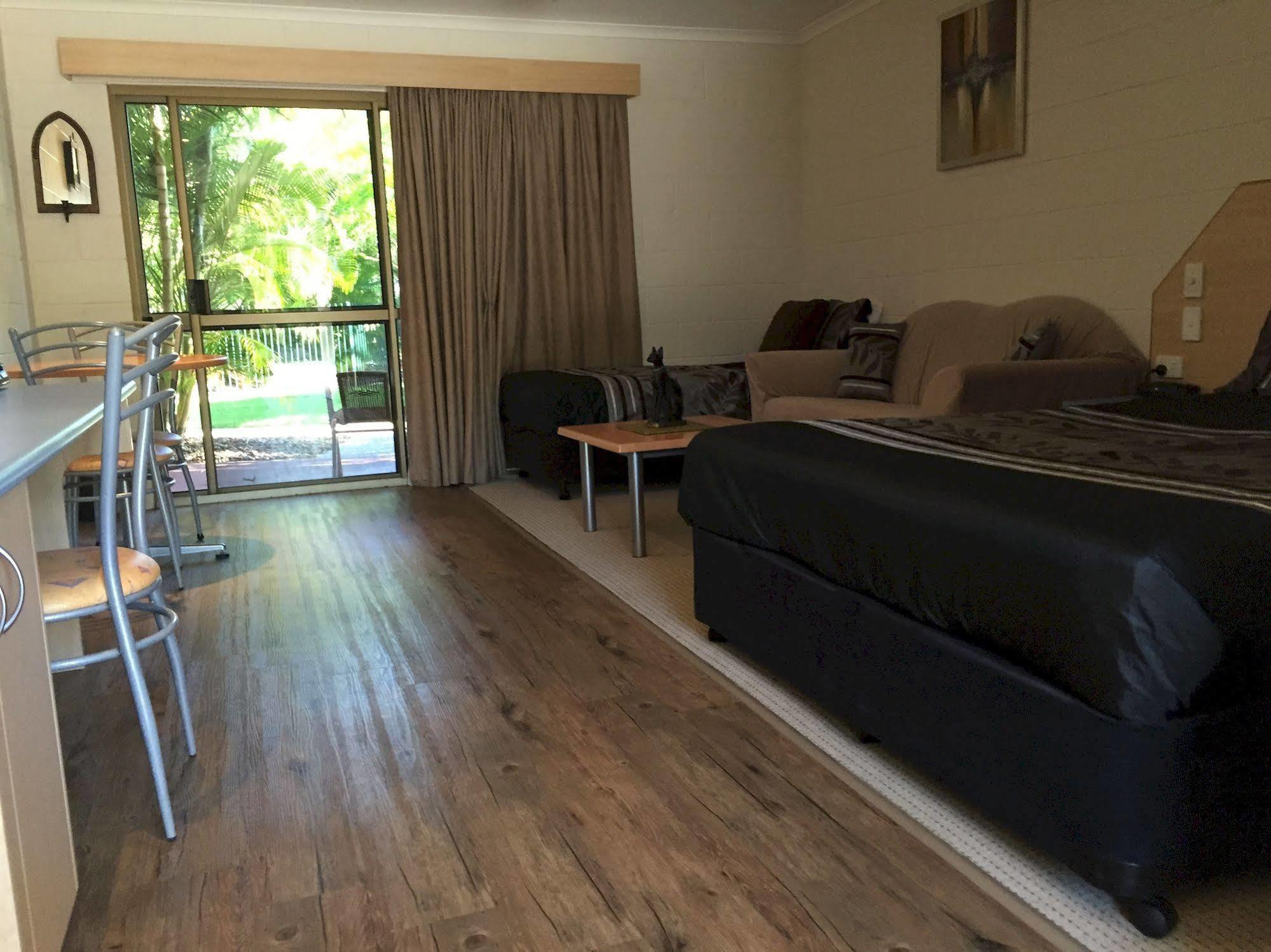 Pialba Motor Inn Hervey Bay Bagian luar foto