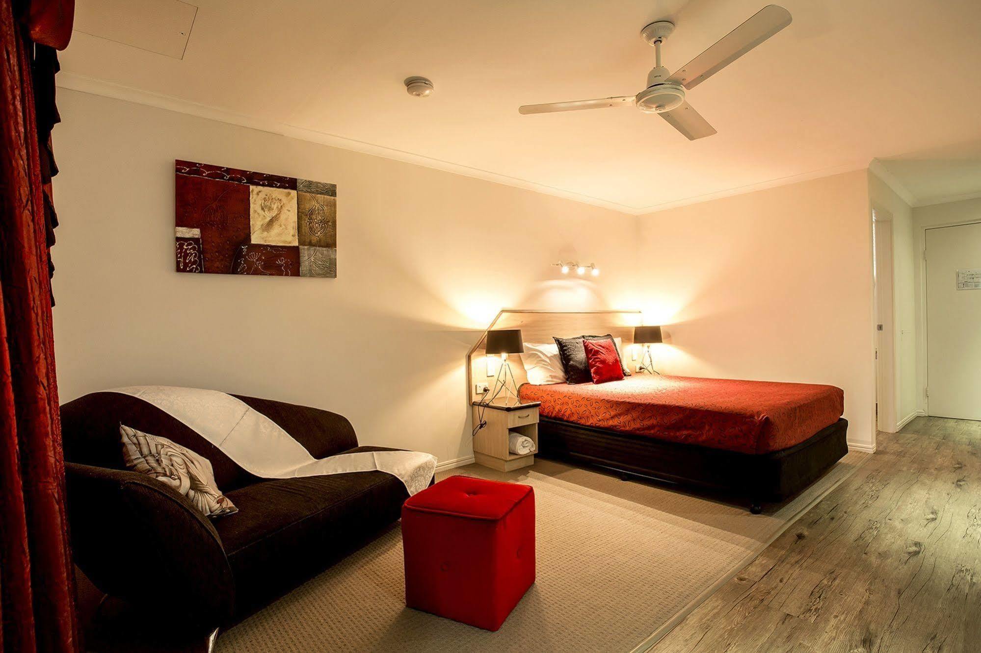 Pialba Motor Inn Hervey Bay Bagian luar foto
